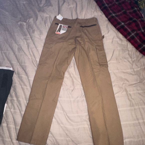 NWT Wrangler work pants - Picture 4 of 4